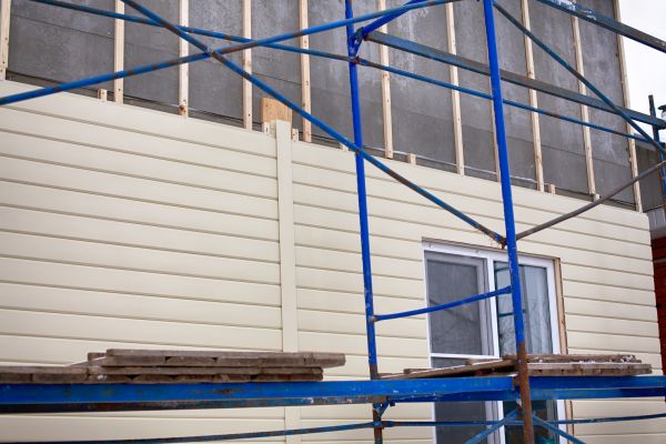 Loose Cladding Repair in Charleston
