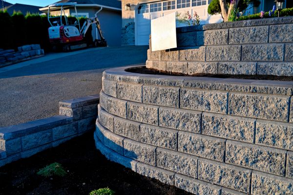 Stone Retaining Wall Repair in Charleston